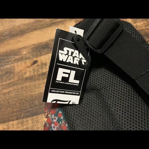 Star Wars Funko Pop Futura Labratories Sling Bag - New - Picture 2 of 2